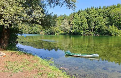 Blue House - Photo 3