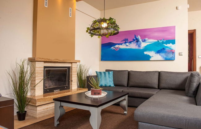 Olympus Villas - Photo 28