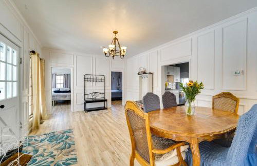 Dolorable Home with Yard - Walk to River! - Foto 8