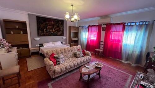 Casa da Avó Maria, Largo de Santo António, n 97395AL - Foto 1