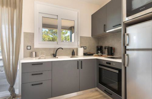 Euphoria Apartments - Photo 16