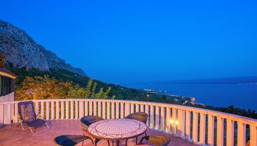 4 Bedroom Amazing Home In Jesenice - Foto 4