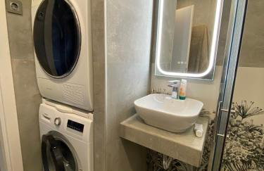 Villa ELi - Luxury Nature Getaway - Strategically located for Beach Exploration - Onsite Power for Electric Vehicle - Foto 71