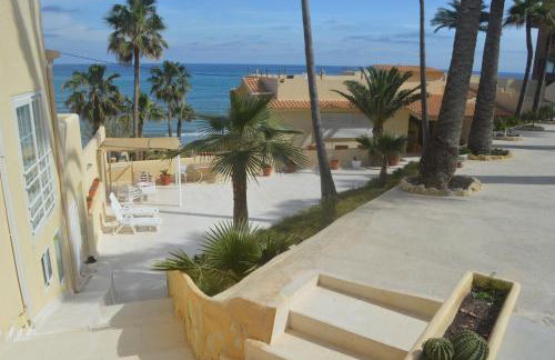 Espectacular Suite Privada a pie de playa y mar en CHALET ROQUETES - Foto 34