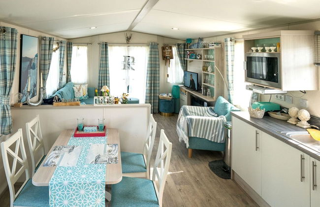 Chalet in Oostkapelle Near the Beach - Photo 24