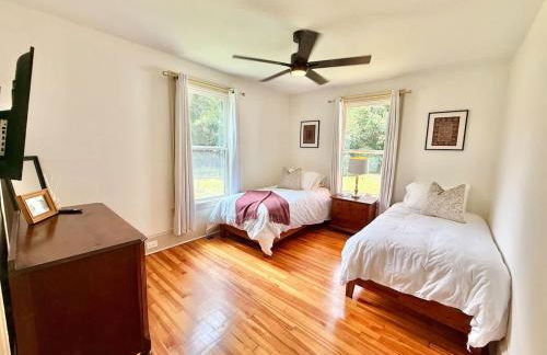 Charming Downtown Family Home with Fenced Yard - Foto 22