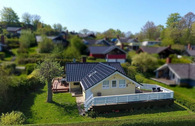 Hein Muck Modern Retreat - Photo 1