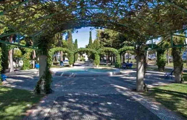 Renovated and Newly Furnished 3 Bedroom Apartment - Foto 19