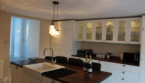 The Manor House - Photo 4