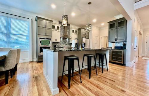 NEW, big, beautiful, Executive Home Liberty Twp - Foto 16