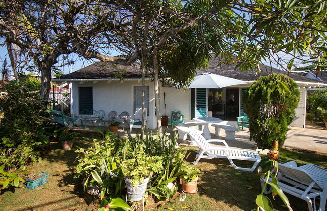 Yellow Canary Beach Villa - Photo 31