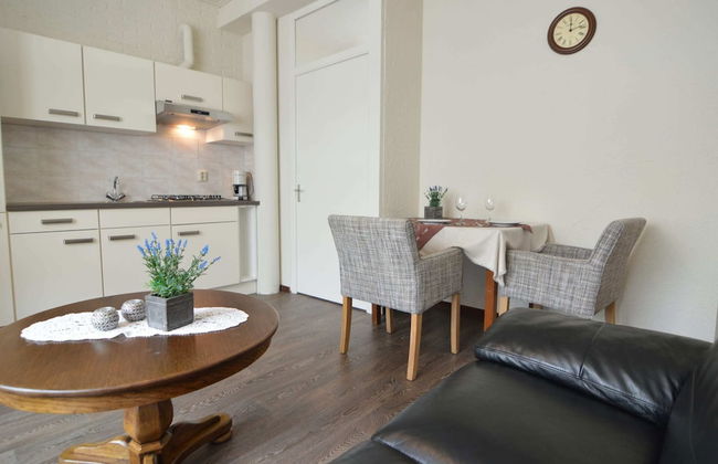 Snug Apartment in Schin op Geul Near Public Pool - Photo 25