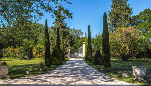 Stunning farmhouse with heated private pool in Provence - Foto 2