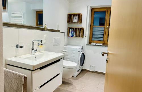 Zentrales City Apartment, Penzberg, 2 Schlafzimmer, Balkon, Parkplatz - Foto 35