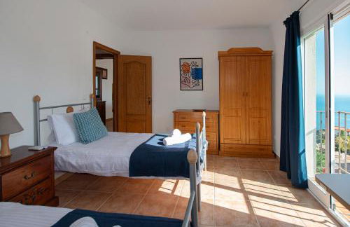 Villa Sol y Mar with heated pool and jacuzzi - Foto 22