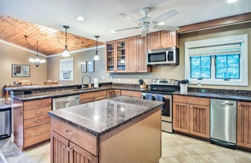 Readfield Retreat with Lake Maranacook Views! - Foto 9