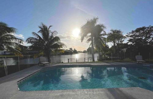 Modern Lakefront Home - Foto 6