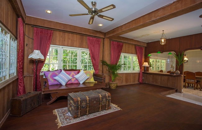 Baan Khun Nang Colonial Residence - Photo 18