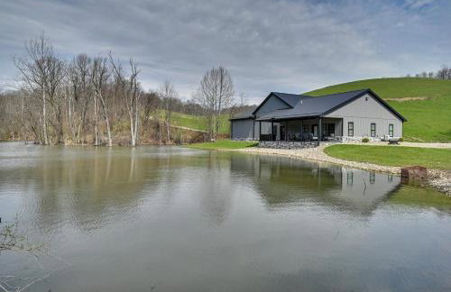 Family Retreat with Fire Pit and Yard in Mineral City - Foto 3