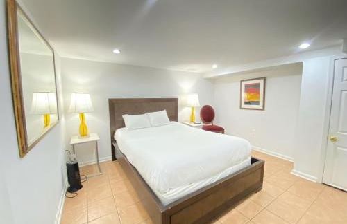 Renovated English Basement 2bdrm Home near METRO - Foto 30