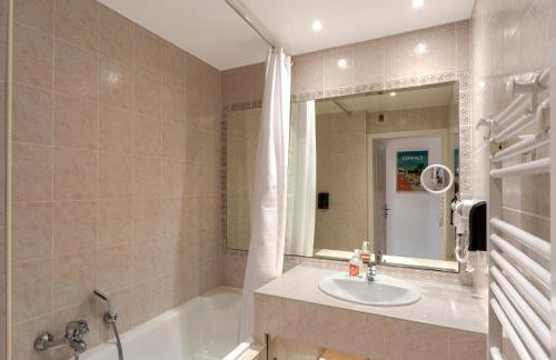 Le Jardin Secret by Golden Riviera Terrasses & accès plage - Foto 17