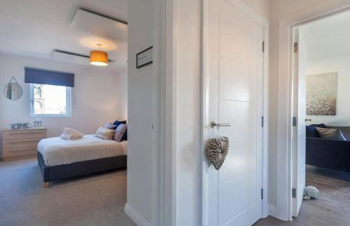 Modern 1 Bedroom Apartment in Ashford - Photo 11