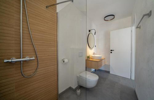 Seafront Villa Serenita - Photo 29