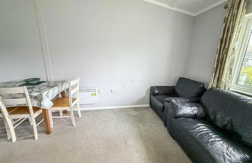 Charming Chalet On A Fantastic Holiday Park In Lowestoft Ref 12077B - Foto 9