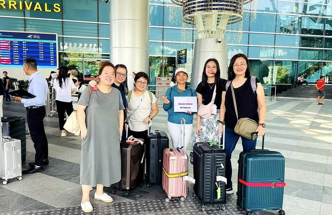 Traslado privado desde el aeropuerto de DA NANG al hotel Da Nang - Foto 6