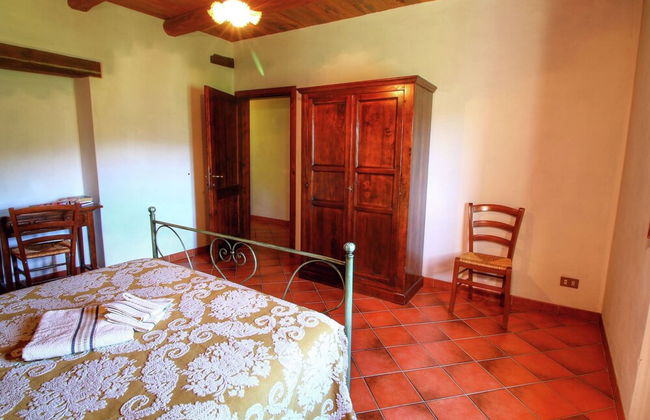 Alluring Farmhouse in Ortignano With Swimming Pool - Foto 6