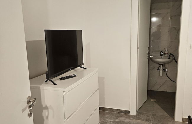 Luxury 1 BR Apartment Near the Dead Sea - Photo 13