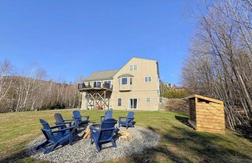 NEW Single family home with spectacular views and lots of space Privacy convenience and style - Foto 3