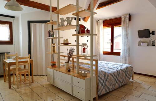 Emily House Vignola - Photo 23