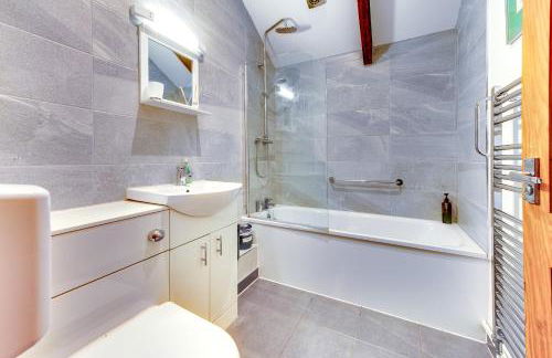 Swallow Cottage at Duffryn Mawr Cottages - Photo 27