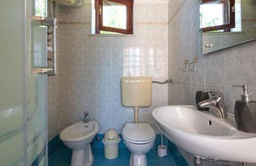 Breg Ivanovci - Three Bedroom Villa with Swimming Pool - Photo 26