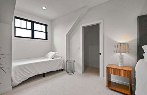 6BR Sand Valley Lodge with Hot Tub Bar & Putting Green - Foto 46