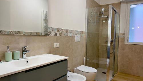 Residence Casa Palmira - Modern Apartments Near Sacro Cuore Hospital - Valpolicella - Foto 5, Shower