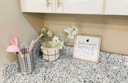 Spacious home, 3 king beds, huge backyard near UM - Foto 5