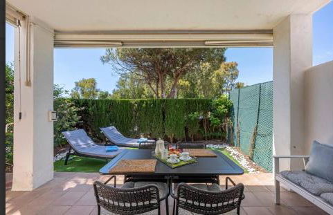 Bright Chalet with Swimming Pool and Close to Sea - Photo 7