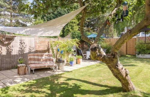 6 bedrooms beautiful home 3 bathrooms, quiet location with garden near Legoland Windsor Heathrow - Foto 20