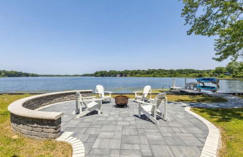 Landmark Lakehouse - luxury living in PLX - Foto 8