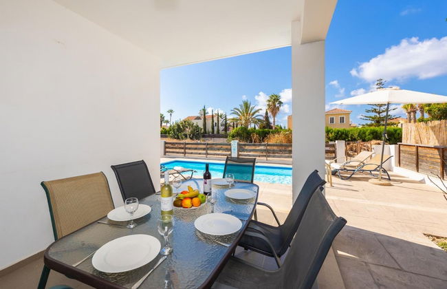 Villa Coral Bay 4 in Peyia - Foto 4