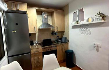 Modern Art Apartment 50m to the Beach - Foto 6