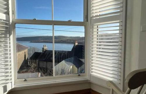 Rhianfa 4 bedroom house minutes walk from the beach - Photo 38