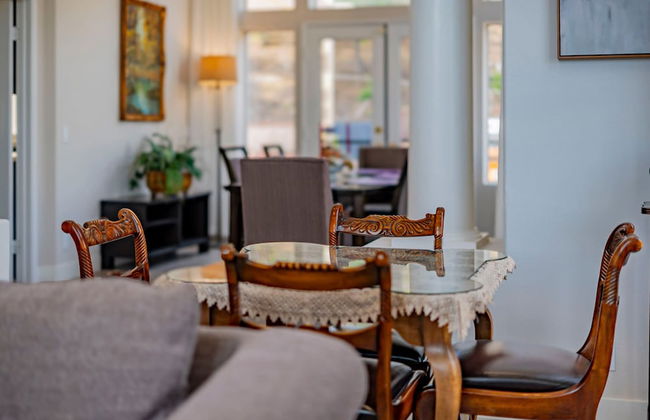 Newly Remodeled Suburban House - Foto 49