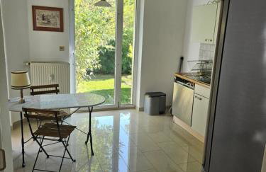 Ganze Wohnung mit Garten - Foto 17