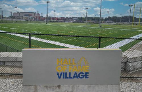 The Halftime Highlight-Big Plays, Comfy Stays - Foto 46