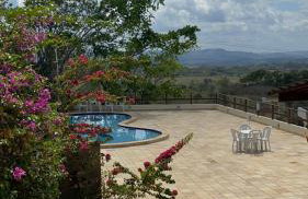 Flat 201 Condomínio Topo da Montanha - Foto 1