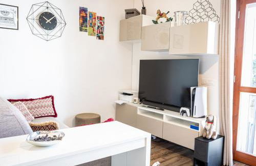 MRB Real Estate - Maison Ludovica - Monolocale Moderno con Giardino - Foto 1