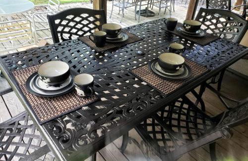 Private Pet-Friendly Cabins with Fire Pit for Nature Escapes in Clear Spring, Maryland, for Memorable Family Glamping Trips - Photo 28